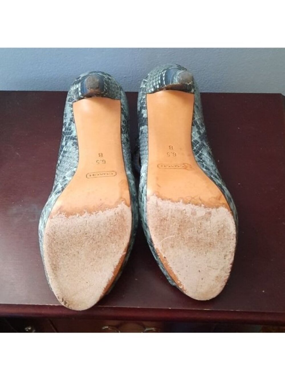 Coach Teal Blue Snakeskin Shawna High Heel Open Toe Platform Pumps Size 6.5. - Picture 7 of 11